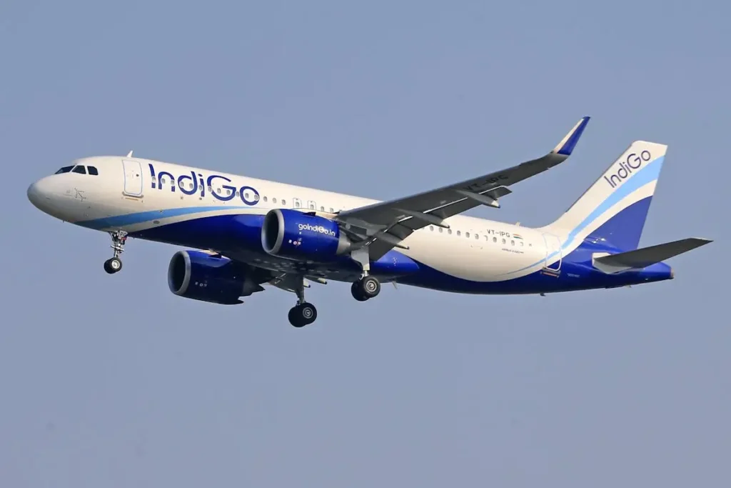 Avião Voando